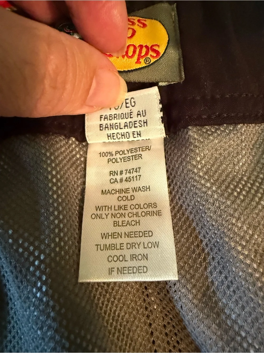 Bass Pro Shops Fishing Lures Print Swim Trunks, Drawstring Waist. Size XL